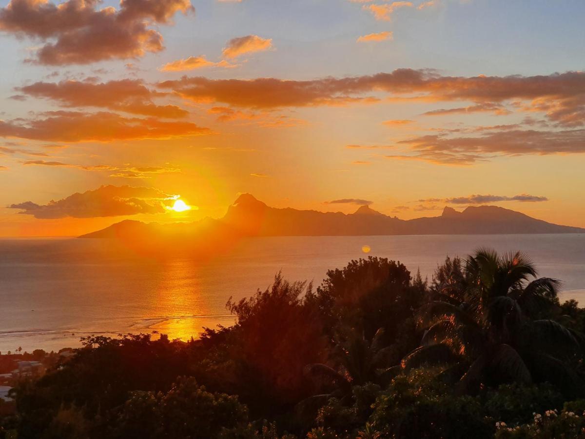 Jolie Maison Vue Ocean Et Moorea Punaauia  Exterior foto